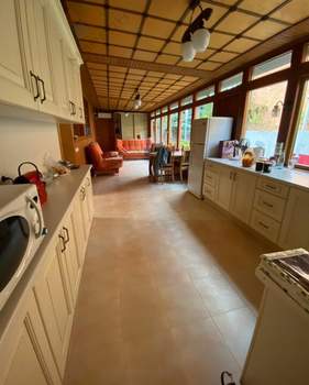 Дом 203м&sup2;, 2-этажный, участок 5 сот.  