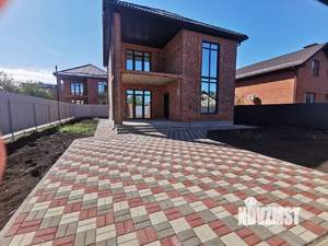 Дом 160м&sup2;, 2-этажный, участок 5 сот.  