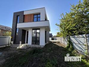 Коттедж 180м², 2-этажный, участок 5 сот.  