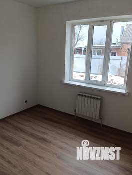 Дом 100м&sup2;, 1-этажный, участок 5 сот.  