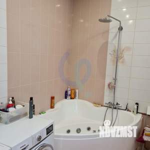 Дом 311м&sup2;, 3-этажный, участок 6 сот.  