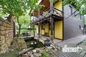 Дом 170м&sup2;, 2-этажный, участок 6 сот.  