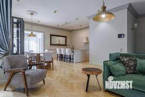 Дом 245м², 2-этажный, участок 4 сот.  