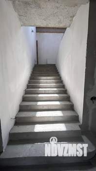 Дом 400м², 2-этажный, участок 10 сот.  