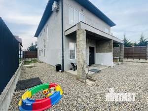 Дом 240м², 2-этажный, участок 400 сот.  