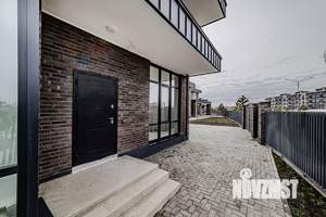 Дом 180м², 2-этажный, участок 15 сот.  