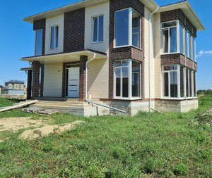 Дом 299м&sup2;, 2-этажный, участок 10 сот.  