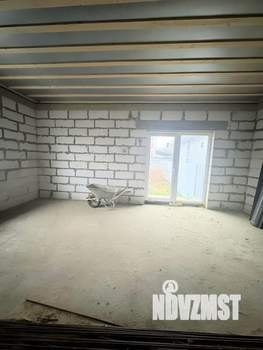 Дом 105м&sup2;, 2-этажный, участок 3 сот.  