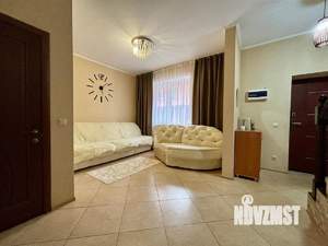 Таунхаус 90м², 2-этажный, участок 1 сот.  