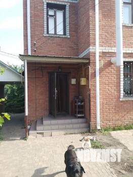 Дом 135м&sup2;, 2-этажный, участок 4 сот.  