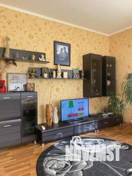 Дом 200м², 2-этажный, участок 10 сот.  