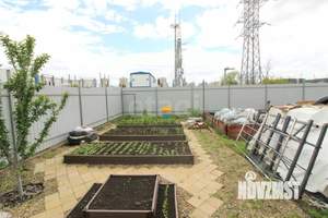 Дом 161м², 2-этажный, участок 6 сот.  