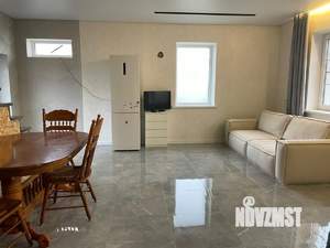 Дом 160м², 3-этажный, участок 3 сот.  