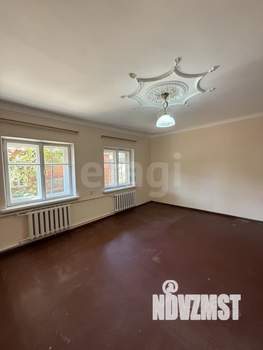 Дом 131м&sup2;, 1-этажный, участок 3 сот.  