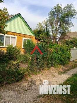 Дом 42м&sup2;, 1-этажный, участок 6 сот.  