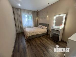 Дом 194м², 3-этажный, участок 3 сот.  