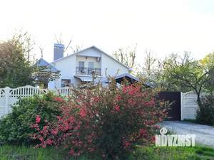 Дом 209м&sup2;, 2-этажный, участок 6 сот.  