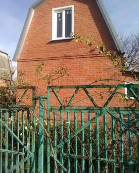 Дом 39м&sup2;, 2-этажный, участок 4 сот.  