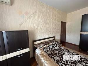 Дом 218м², 3-этажный, участок 5 сот.  