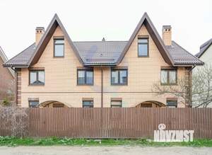 Дом 103м&sup2;, 2-этажный, участок 1 сот.  