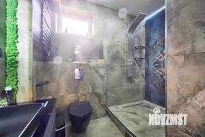 Дом 132м&sup2;, 2-этажный, участок 6 сот.  