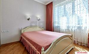 Дом 241м², 2-этажный, участок 7 сот.  
