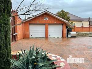 Дом 268м&sup2;, 3-этажный, участок 17 сот.  