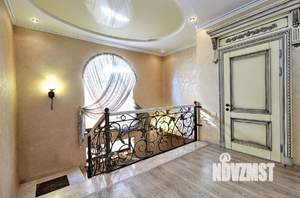 Дом 412м&sup2;, 3-этажный, участок 6 сот.  