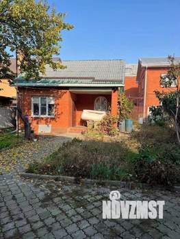 Дом 283м&sup2;, 3-этажный, участок 5 сот.  