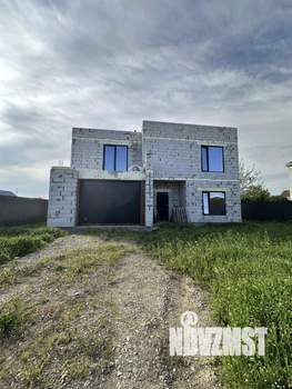 Дом 233м&sup2;, 2-этажный, участок 9 сот.  