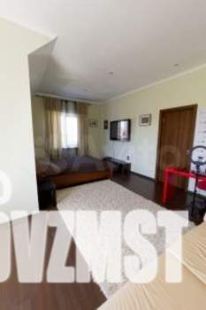 Дом 250м², 2-этажный, участок 10 сот.  