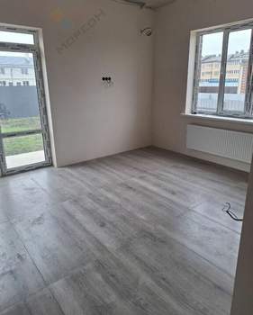 Дом 140м&sup2;, 2-этажный, участок 4 сот.  