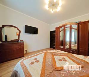 Дом 100м&sup2;, 1-этажный, участок 8 сот.  