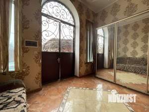 Дом 330м², 2-этажный, участок 6 сот.  