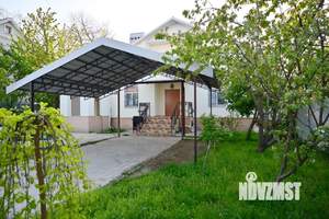 Дом 209м&sup2;, 2-этажный, участок 6 сот.  