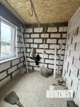 Дом 100м&sup2;, 2-этажный, участок 4 сот.  