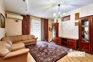 Дом 430м², 3-этажный, участок 9 сот.  