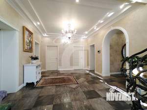 Дом 248м², 3-этажный, участок 8 сот.  