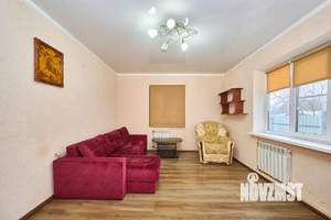 Дом 100м&sup2;, 2-этажный, участок 8 сот.  