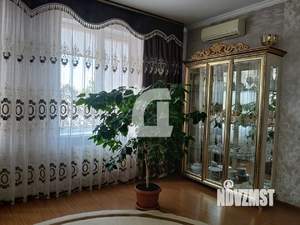 Дом 320м², 2-этажный, участок 8 сот.  