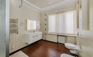 Дом 250м&sup2;, 1-этажный, участок 8 сот.  