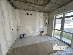 Дом 110м&sup2;, 2-этажный, участок 3 сот.  