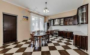 Дом 341м², 2-этажный, участок 8 сот.  