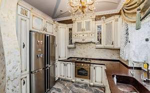 Дом 254м&sup2;, 2-этажный, участок 7 сот.  