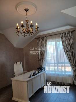 Дом 180м&sup2;, 2-этажный, участок 4 сот.  