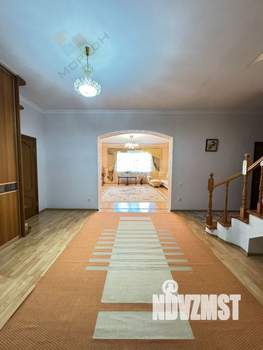 Дом 245м², 2-этажный, участок 6 сот.  