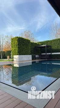 Дом 443м&sup2;, 2-этажный, участок 20 сот.  