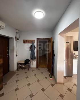 Дом 170м&sup2;, 2-этажный, участок 4 сот.  