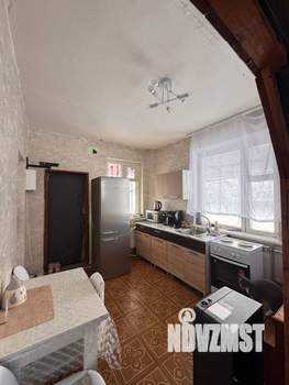 Дом 72м&sup2;, 2-этажный, участок 6 сот.  