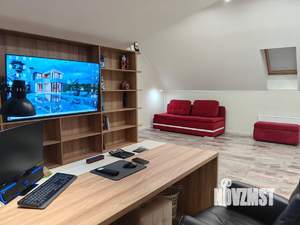 Дом 241м&sup2;, 3-этажный, участок 4 сот.  